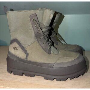 UGG boots. womens 9.5